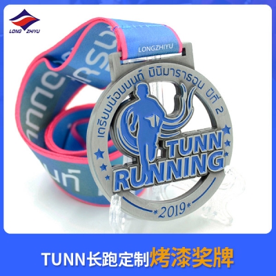 TUNN长跑定制烤漆奖牌