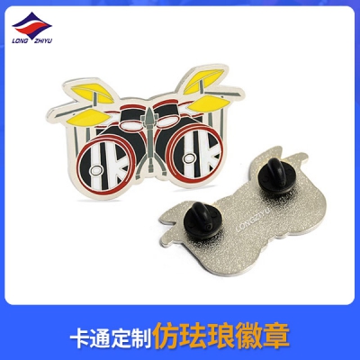 卡通定制仿珐琅徽章